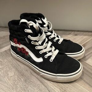 Vans Kids High-Top Sneakers - Black with embroidered roses